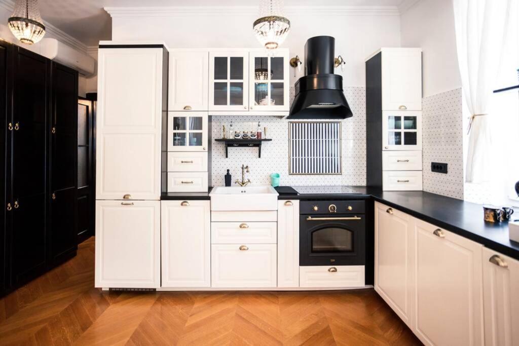 Luxurious Apartment Bella Lux In City Center With Free Parking Included! Split Extérieur photo