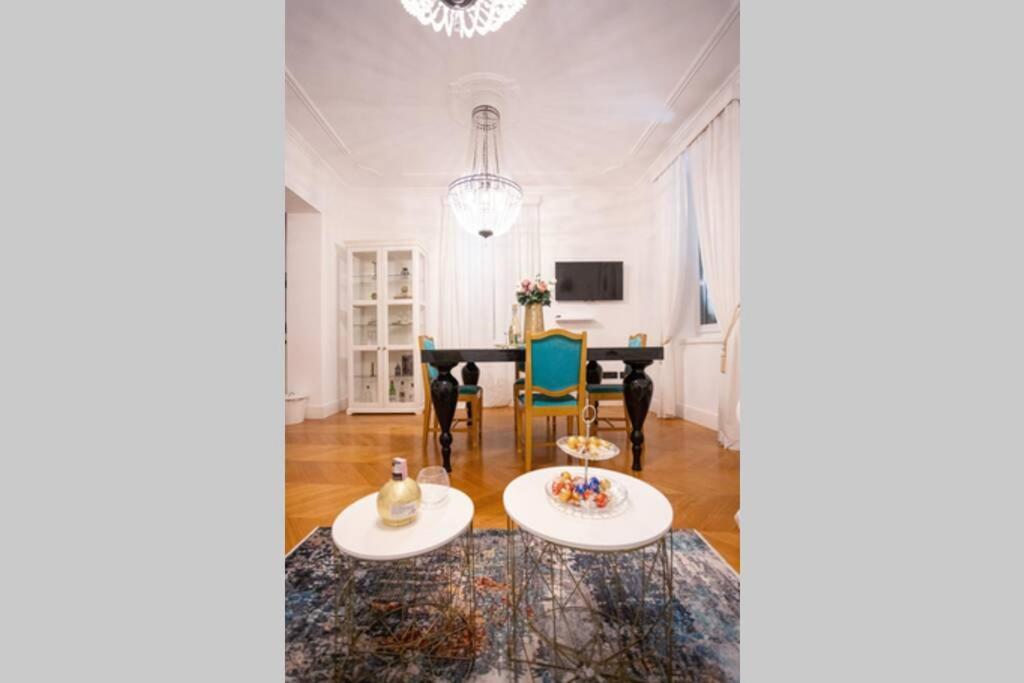 Luxurious Apartment Bella Lux In City Center With Free Parking Included! Split Extérieur photo